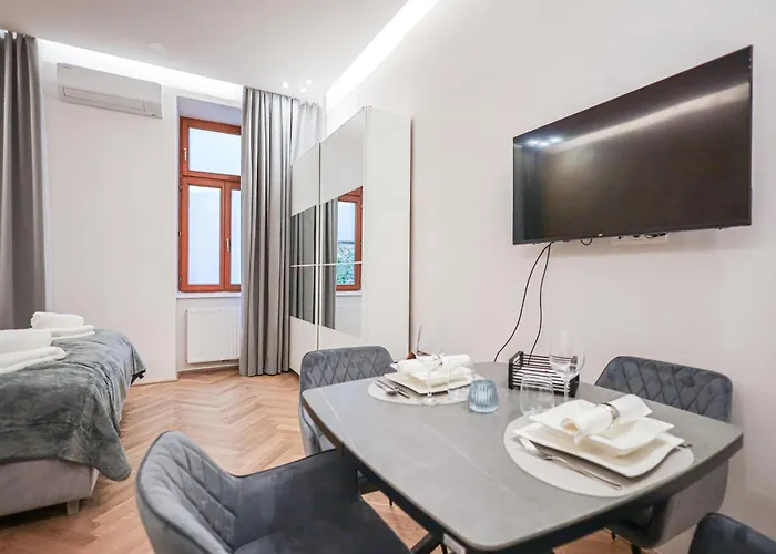 1 Bdr - Harmony, Near Stadthalle Apartament