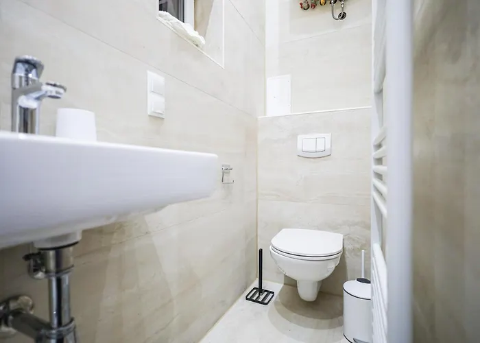 1 Bdr - Harmony, Near Stadthalle Apartament *